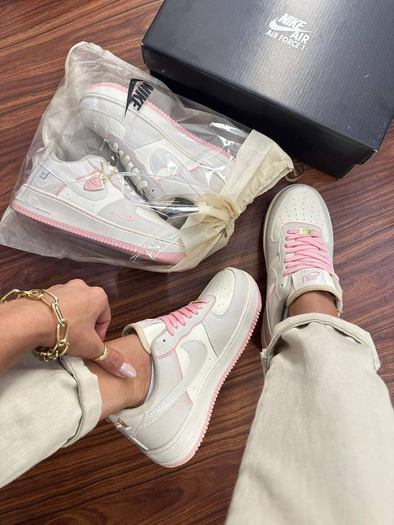 Nike Air Force AF1 Pink