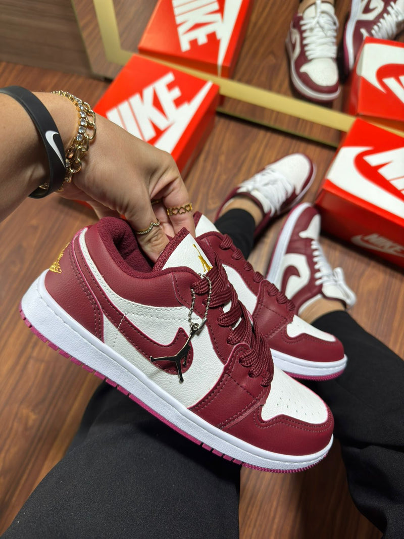 Nike Air Jordan Cardinal