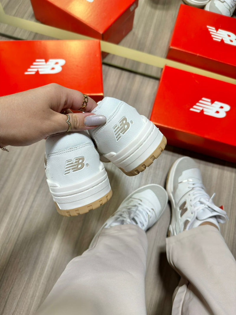 New Balance 550 Gold Metalizado