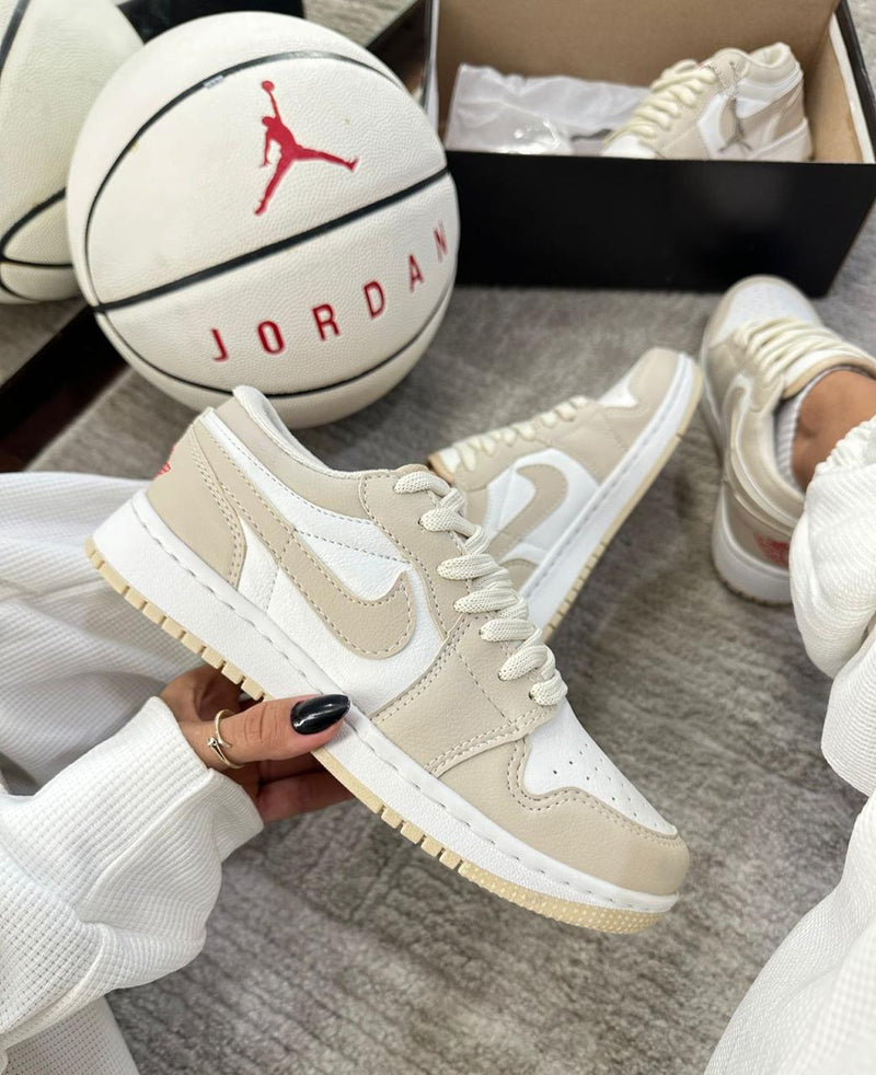 Nike Air Jordan Cardinal Cream