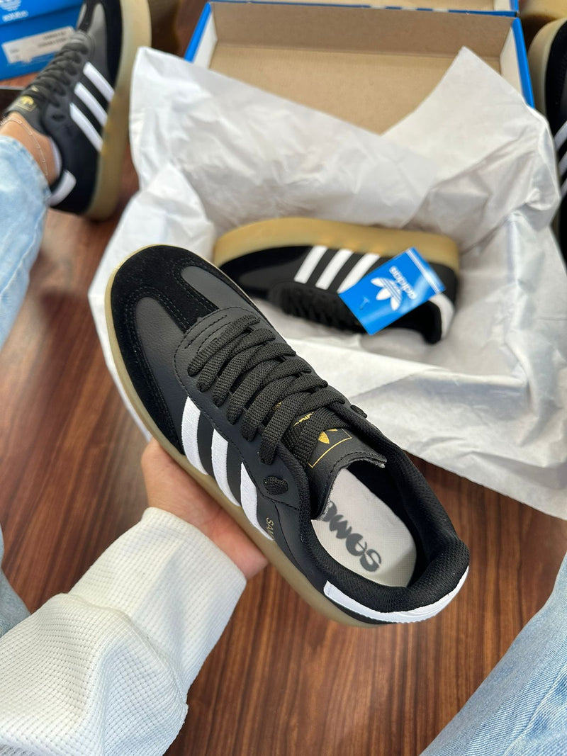 Adidas Samba E