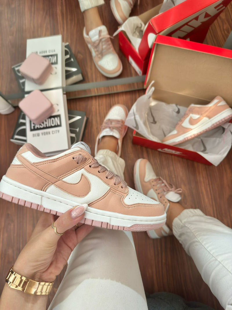 Nike Dunk Sb Rose