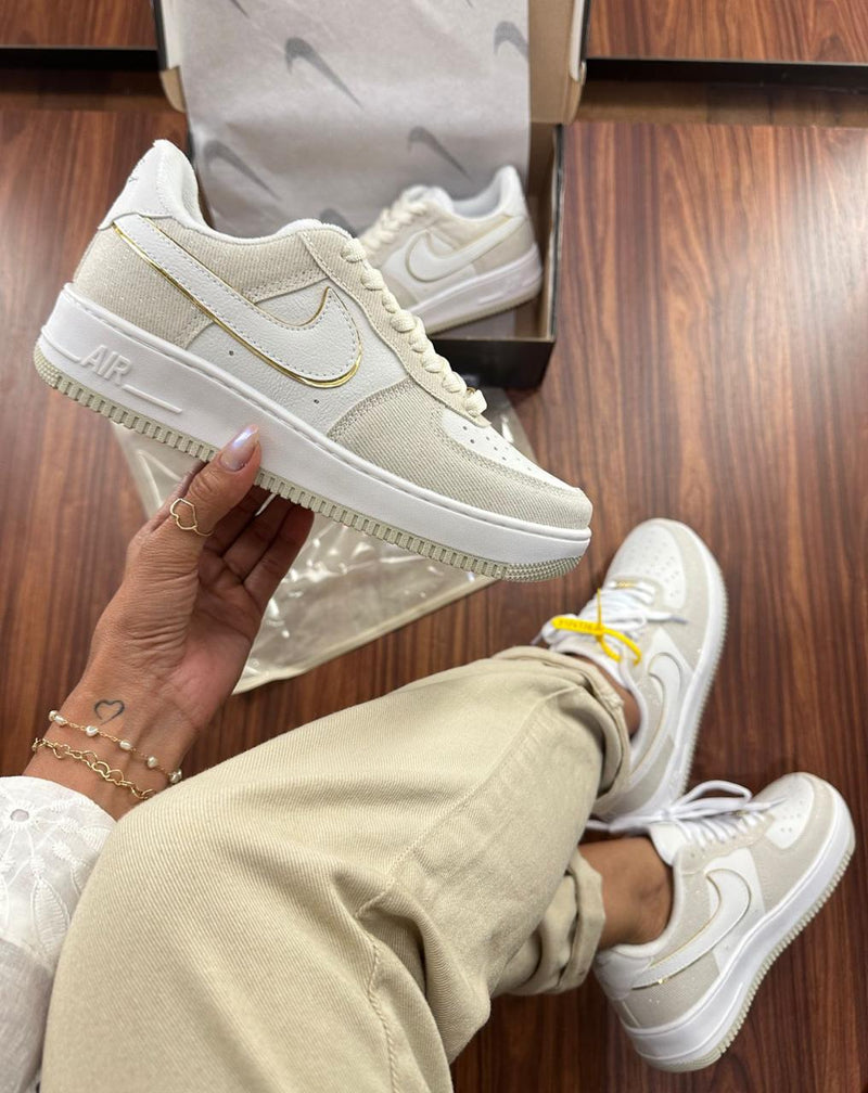 Nike Air Force Beige