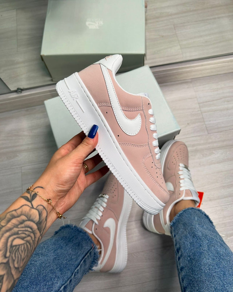 Nike Air Force Pink